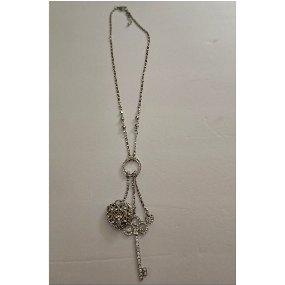 Vintage 90s Silver Tone Heart Locket & Skeleton Key Charm Long Pendant Necklace
